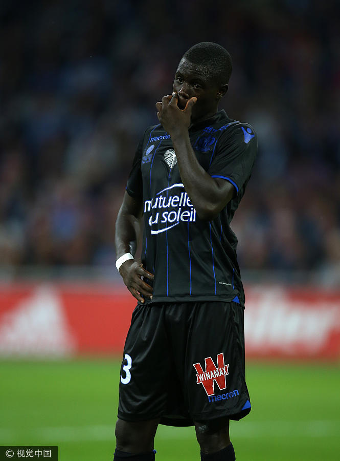 关于今晚尼斯备战欧冠，手感冰凉细节曝光，压力陡增，赛季目标并未改变的信息爱游戏